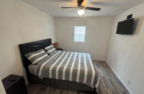 Tyler Ski Chalet | woody pines