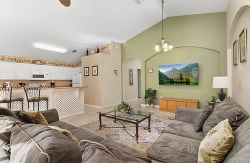 Historic Downtown Kissimmee Villa | Wookiee's Hideout in Cumbrian Lakes