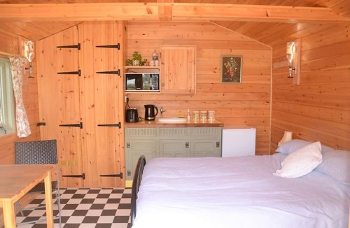 Totnes Apartment | Woolcombe Cabin