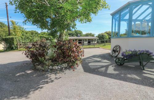 Goldsithney House | Woolly Welcome