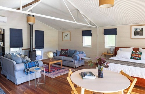 Spring Hill Cabin | WOOLSHED STUDIO, SPRINGHILL