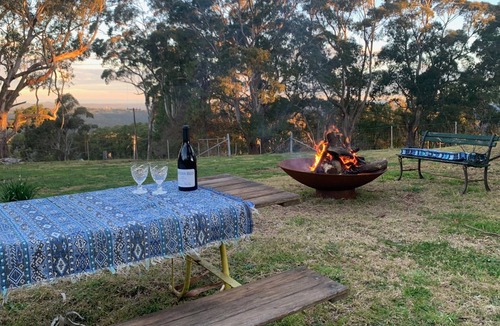 Bilpin Cottage | WOOLWAY at Itchenstoke - SPECIALS ON NOW !