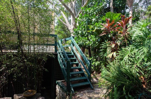 Woolwich Apartment | Woolwich Studio Bliss, Private Oasis by the Water