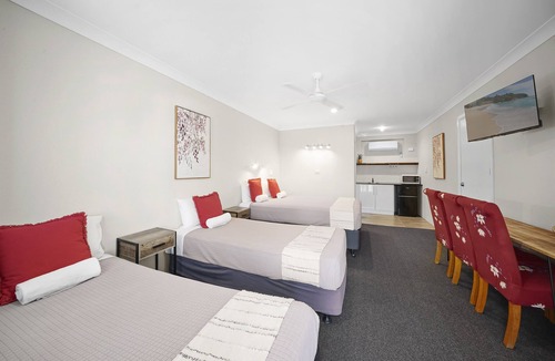 North Haven Hotel | Woongarra Motel