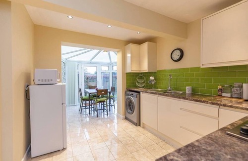 Wootton House | Wootton 2-Bedroom Bungalow