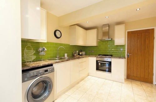 Wootton House | Wootton 2-Bedroom Bungalow