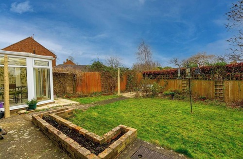 Wootton House | Wootton 2-Bedroom Bungalow