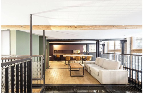 Griffon - Royale House | WORACES LOFT TRIPLEX (for events only, no accommodation!)