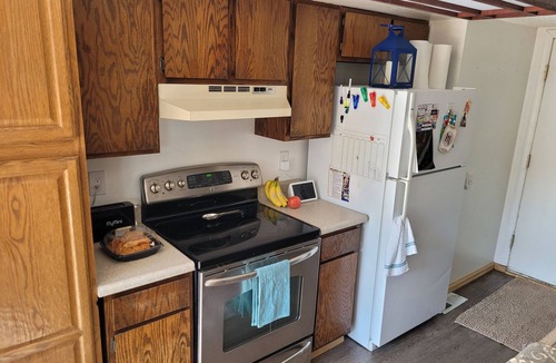 Douglas House | ​Work Crew Special: Monthly Rates Full Kitchen & Laundry
