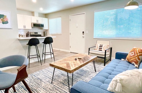 Walnut Creek Apartment | Work Here Walk+Shop+Dine Downtown King Bed Remodeled Kitchen Top Floor