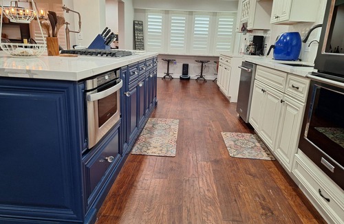 Cypress House | Work n' Play Cypress- Spacious 5-bedroom house with a pool/spa in north Cypress