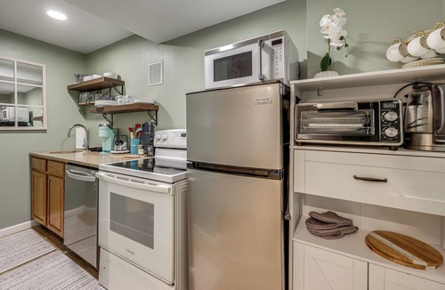 Pittsford Apartment | Work & Play in Pittsford: Quiet Home Near Parks