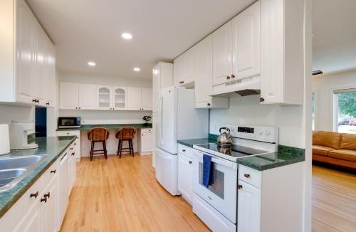 Golden Valley House | Work & Play Near Dtwn Minneapolis: Family Home