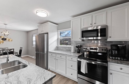 Clarksville House | Work&Play: Work Friendly, Ping Pong, & Grill