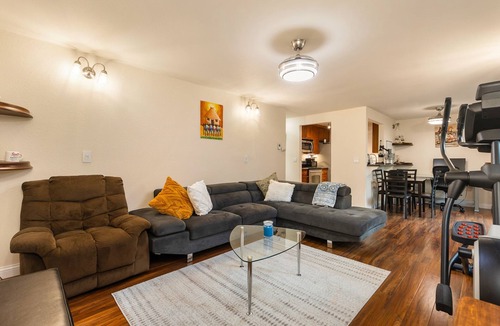 Lake Hills Apartment | Work-Ready Friendly 1BR Condo | Near Downtown