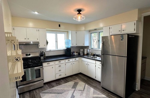 Bloomington Condo | Work & Relax 1BR w/Office in Prime Location