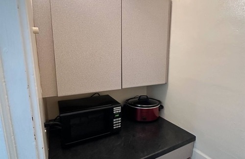 Bloomington Condo | Work & Relax 1BR w/Office in Prime Location