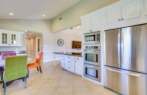 Sunnyvale Apartment | Work & Unwind, Stylish Sunnyvale Retreat!
