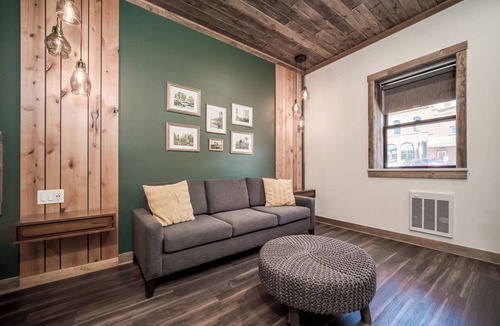 Prescott Hotel | Work & Wander | Cafés & Cozy Comforts