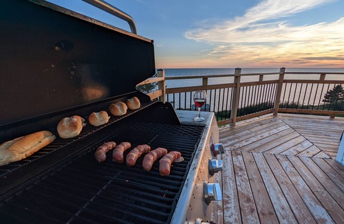 Brae Cottage | Workation, vacation on 350 feet private beachfront