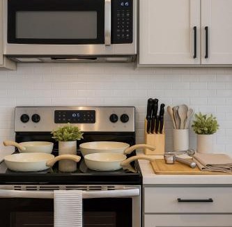 Sherman Apartment | WorkerFriendly WasherDryer WiFi LongStayDiscount