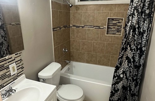West Orange House | Workers Special 1.7 Miles From CP Chem Project