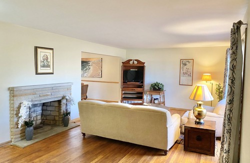 East Cleveland House | Workforce Housing & Extended Stays - Spacious Home