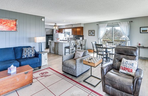 Central Lake Apartment | Working Farm w/On-Site Winery! Central Lake Hub