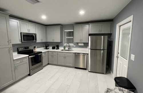 Lakeview  Jefferson County Apartment | Working man’s haven, right off golf course.