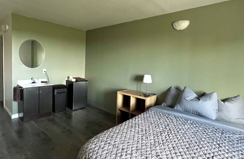 Esterhazy Hotel | WorkStay Lodging - Yarbo, SK - Near Esterhazy & Mosaic K1, K2, & K3