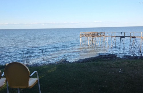 St. Andrews Cottage | World class walleye fishing in Matlock on Lake Winnipeg.