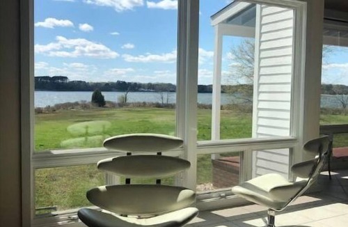Reedville House | World Class Waterfront Home! Drop anchor & RELAX!