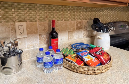 Clarkdale House | World Cup 3BR Group Hub Near MARTA Rail to Stadium