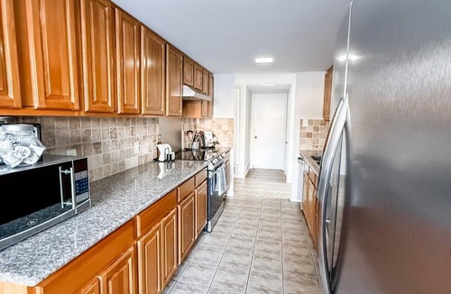 Grand Prairie House | World Cup Fully Furnished & Centrally Located