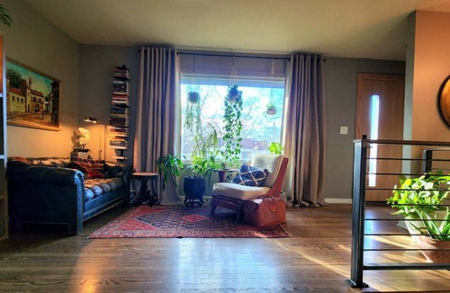 Overland Park House | World Cup Home Base - Walk to Downtown OP - Sauna + 3BR Retreat
