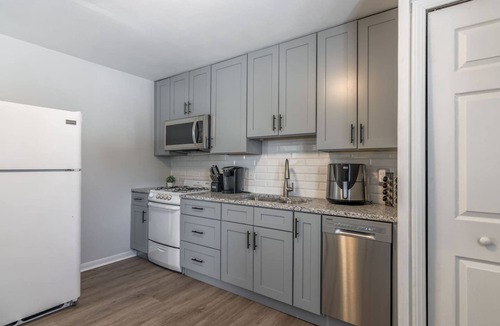 Waldron Apartment | World Cup Home Base 30 Day Stay Netherlands Camp