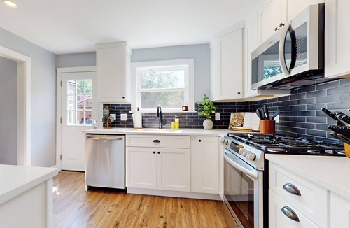 Foxboro House | World Cup HQ < 1 Mi to Stadium & Patriot Place!