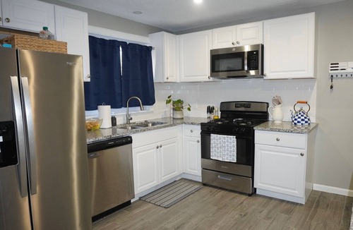 South Kansas City House | World Cup KC - 15 minutes to Arrowhead Stadium