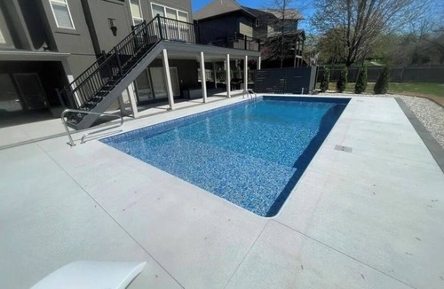 Lee's Summit House | World Cup Luxury in Lees Summit, MO! Situated only 8 miles/14km from Arrowhead