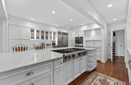Kansas City House | World Cup Luxury South Plaza | 8 Miles to Stadium