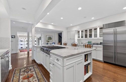 Kansas City House | World Cup Luxury South Plaza | 8 Miles to Stadium