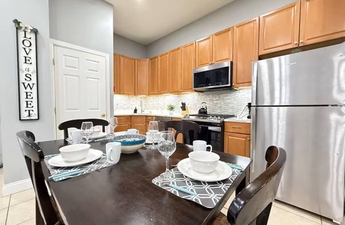 North Bergen Apartment | WORLD CUP+near NYC+Parking