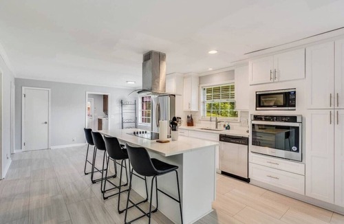 Conyers House | World Cup Private Estate Sleeps 16