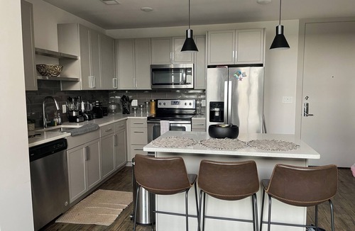 Harrison Apartment | WORLD CUP READY :- Cozy 1-bedroom modern luxury loft