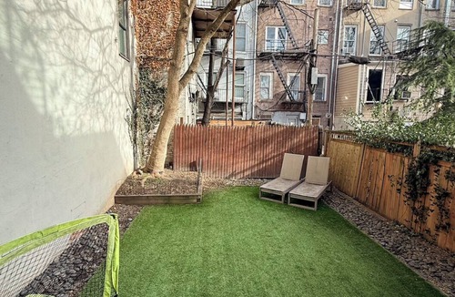 Hoboken House | WORLD CUP RENTAL - Wonderful 5-bedroom house with AC in charming Hoboken
