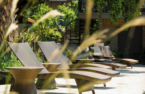 Uptown Apartment | World Cup Retreat | Walk to Galleria