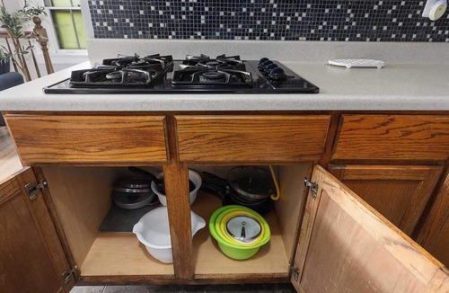 Hanover Place House | World Cup Stay | Private 1BR Carriage House