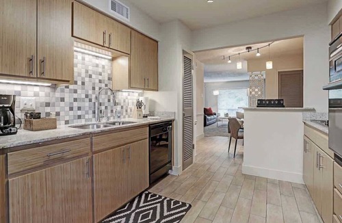 Uptown Apartment | World Cup Urban Apartment | Galleria Escape