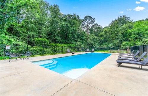 Lithonia Villa | World Cup Villa - Pool - Private Soccer - Sleeps 16
