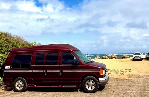 Kahului House | World Famous Deluxe High Top Camper